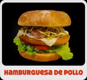 $18.000 | Pollo apanado, queso mozzarella, tocineta, lechuga, tomate, cebolla caramelizada y ripio de papa, con salsas.