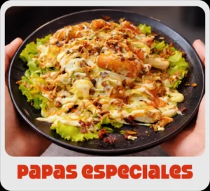 $15.000 | Papitas rústica en cascos, tocineta, queso mozzarellas, cebolla tostada, chorizo coctel y salsas de la casa.