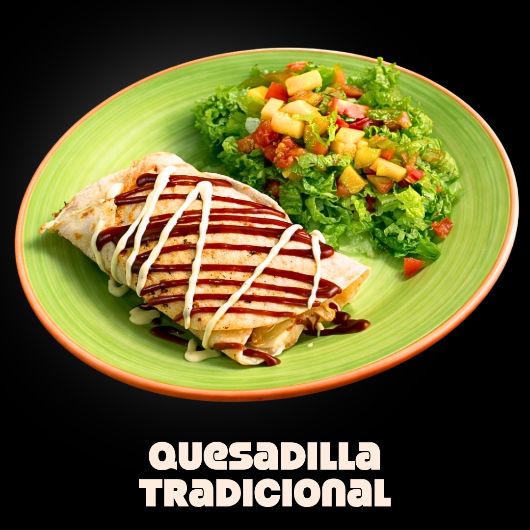 $21.000 | Pollo, tocineta, maíz tierno, verduras, queso gratinado y porción de ensalada de lechuga, tomate y mango, todo en salsas de la casa.