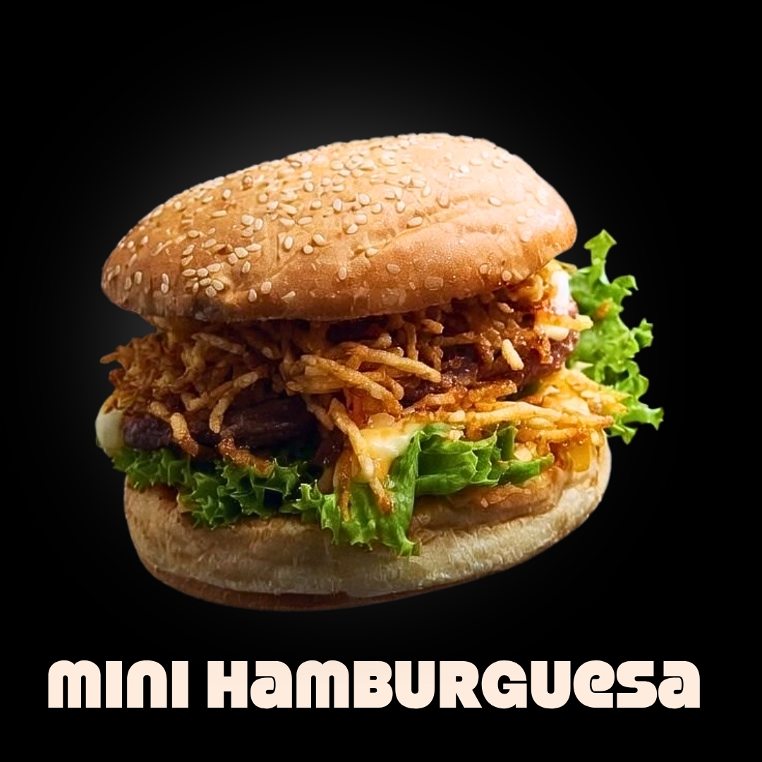 $8.000 | Carne, lechuga, tomate, queso mozzarella, y ripio de papa, con salsas.